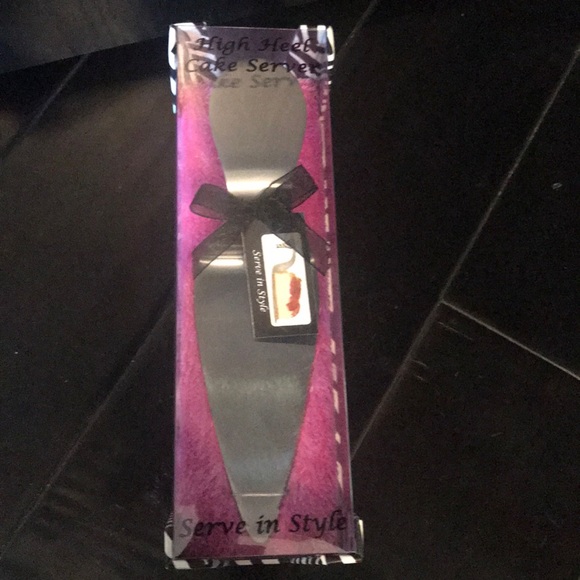 New in box high heel cake server - Picture 4 of 6